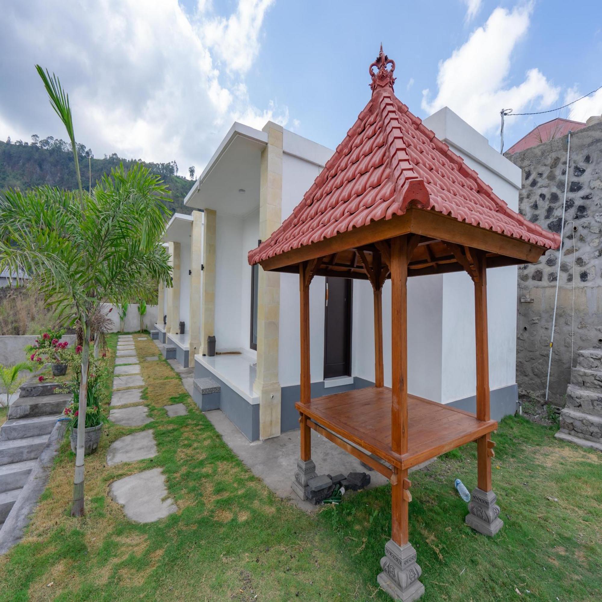 Batur Kencana Villa Mitra Reddoorz Baturaja  Bagian luar foto