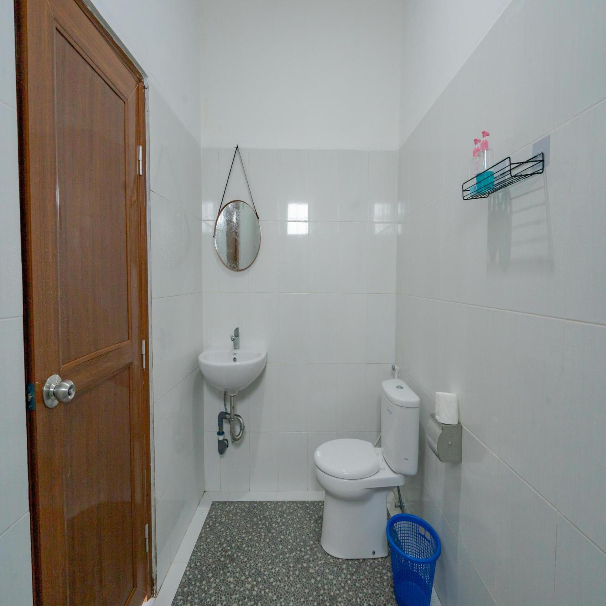 Batur Kencana Villa Mitra Reddoorz Baturaja  Bagian luar foto