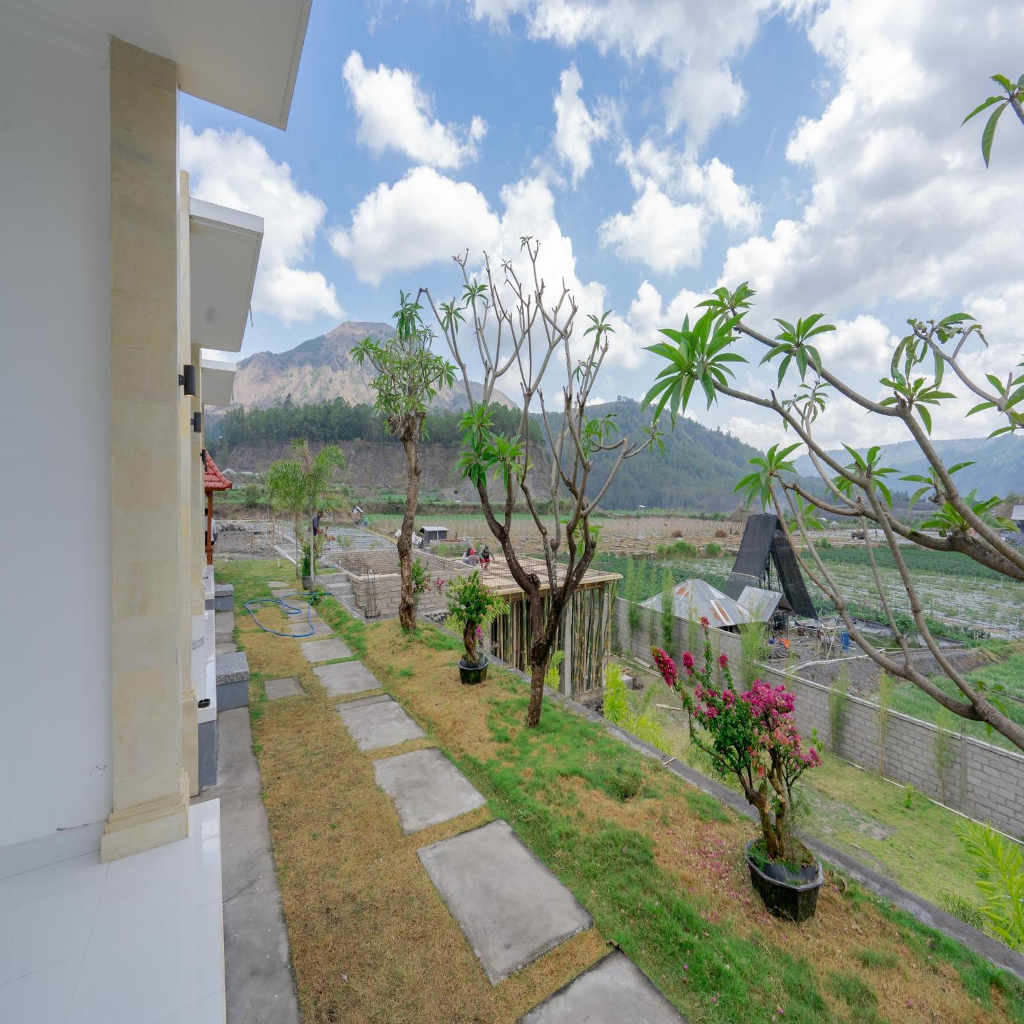 Batur Kencana Villa Mitra Reddoorz Baturaja  Bagian luar foto